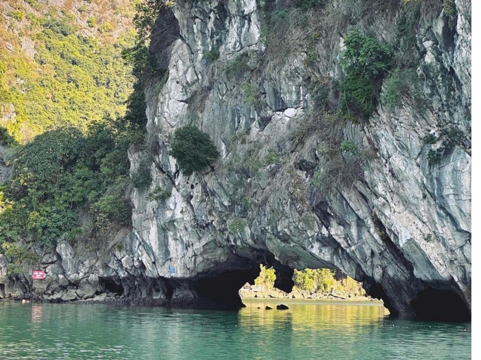 Отель Halong Luxury Cruise Халонг Экстерьер фото