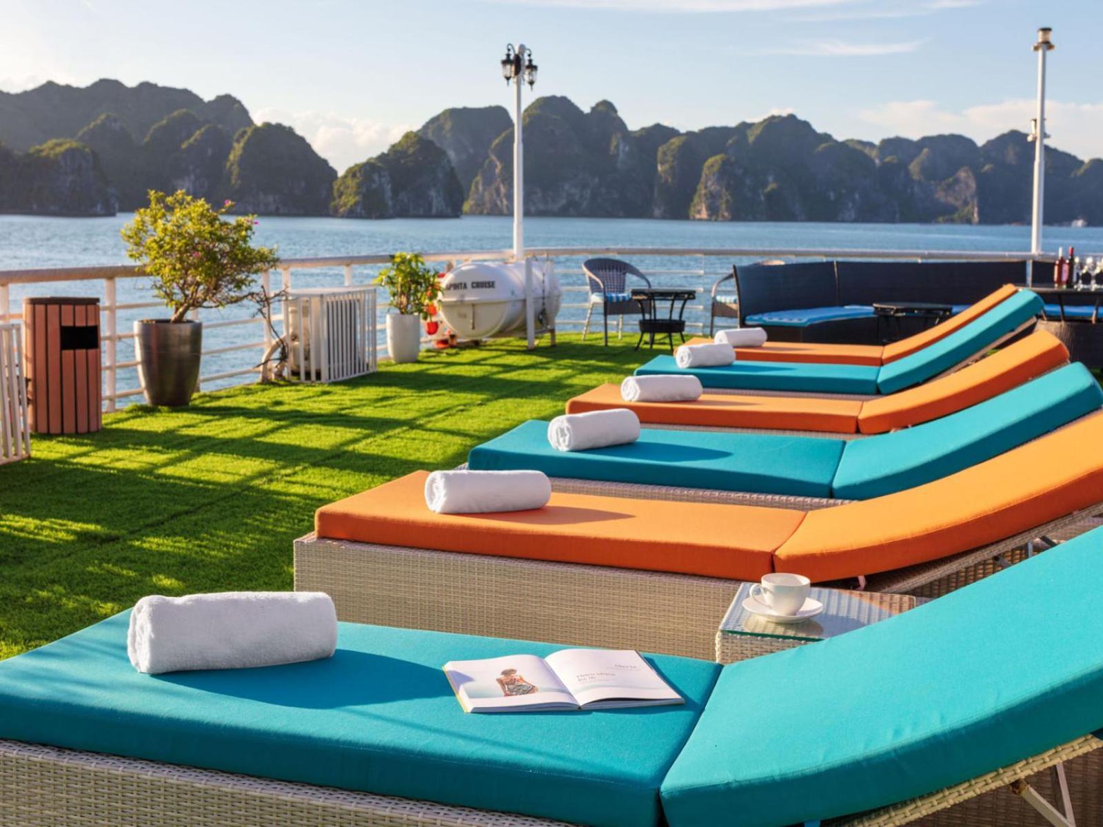 Отель Halong Luxury Cruise Халонг Экстерьер фото