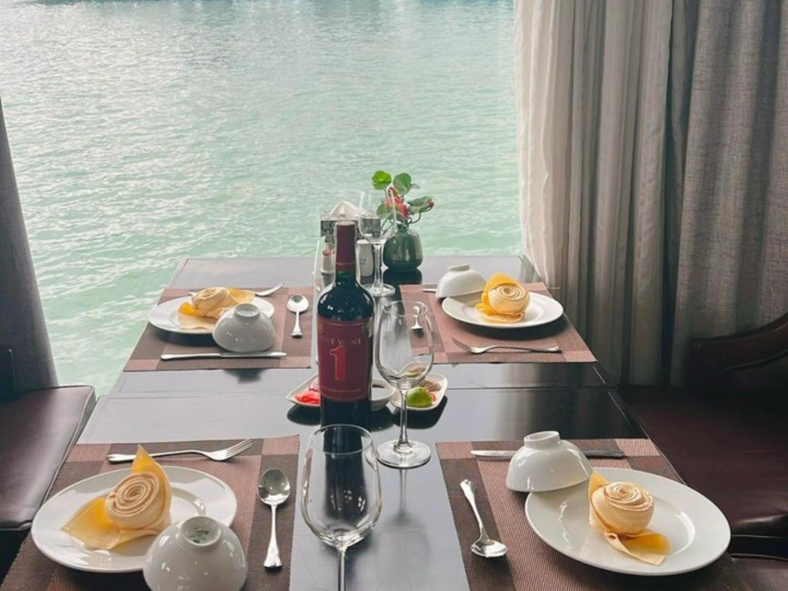 Отель Halong Luxury Cruise Халонг Экстерьер фото